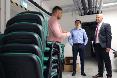 Együtt a közösségért! – bútoradománnyal támogatja a rászorulókat segítő intézményeket a Hydro